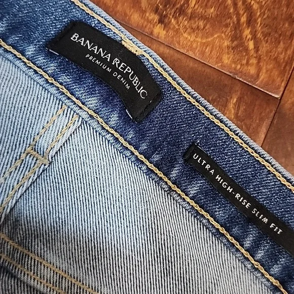 Banana Republic Ultra high rise slim fit premium jeans - Picture 8 of 8